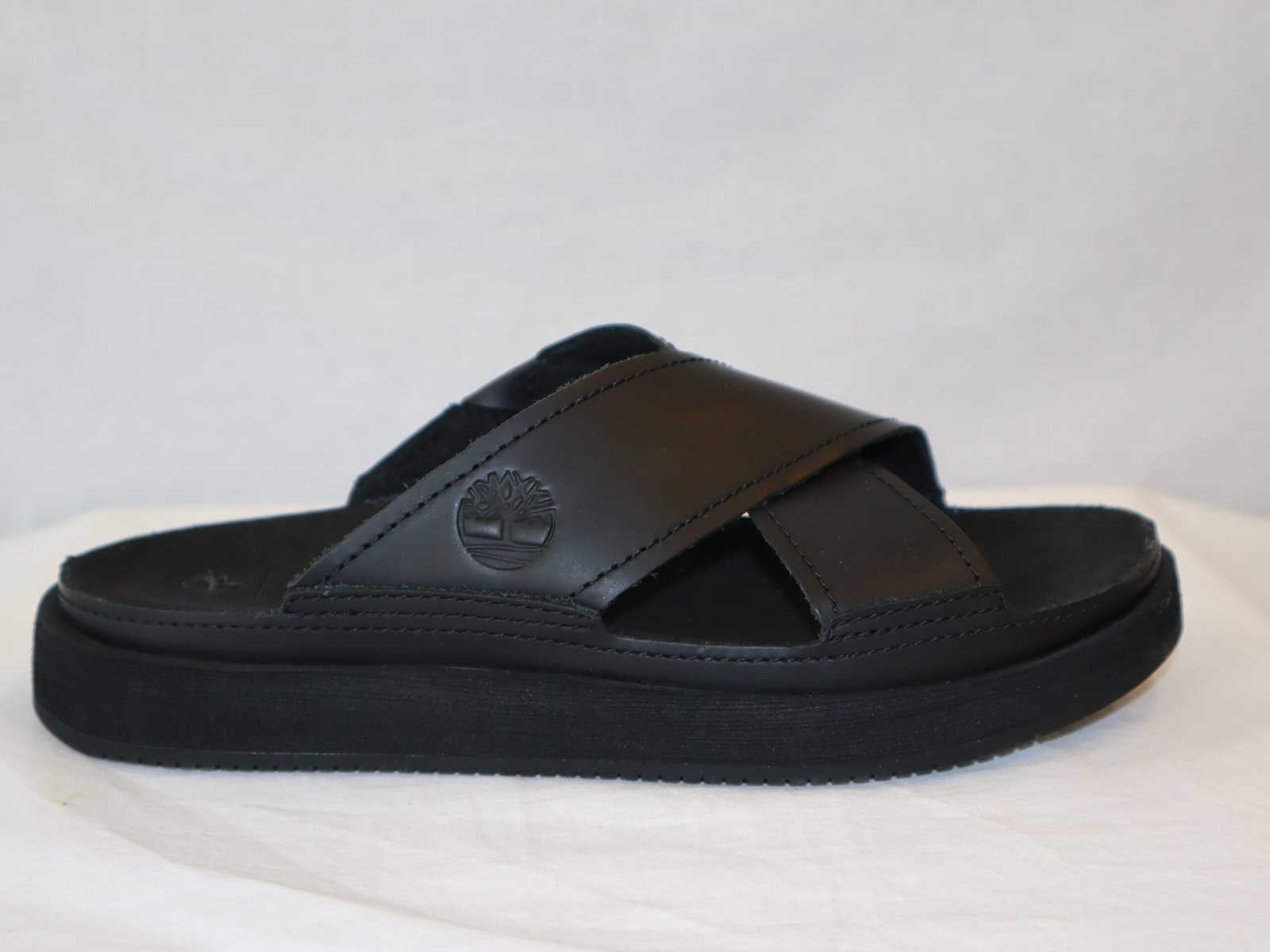 TB0A2M17W021 CASCO COVE SLIDE SANDAL